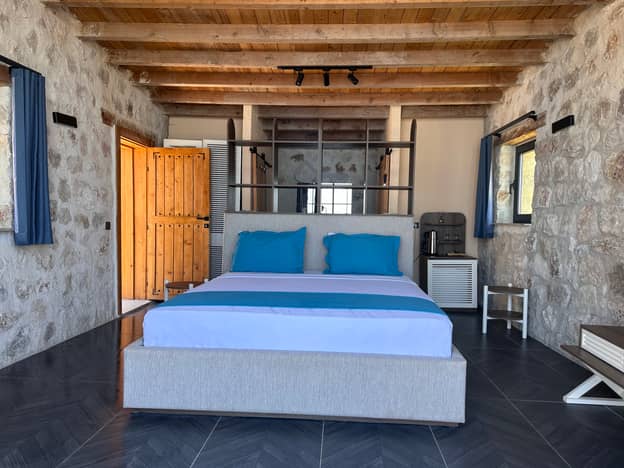 Romantic Villa	